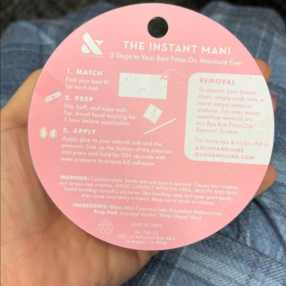 The Instant Mani Press-On Nails - Pink Goldfish - Picture 3 of 4